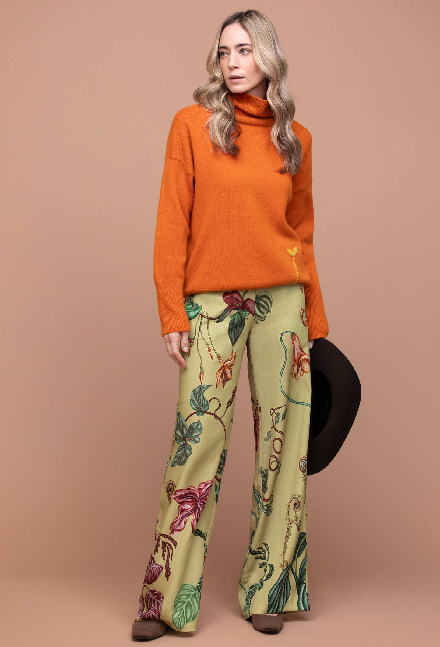 BOTANIC WIDE-LEG TROUSERS WITH POCKETS